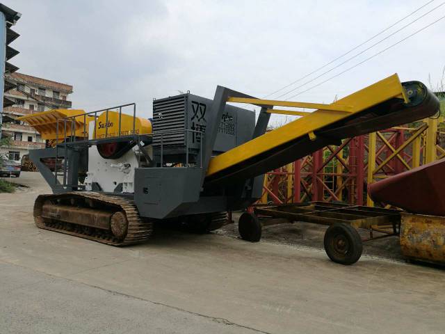 雙博制造-那樓施工現(xiàn)場設(shè)備調(diào)試